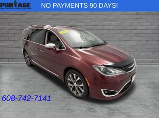 Used 2018 Chrysler Pacifica Limited FWD video 1