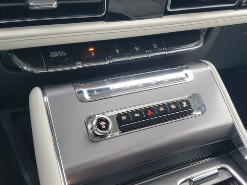 New 2026 Lincoln Aviator Premiere image 21