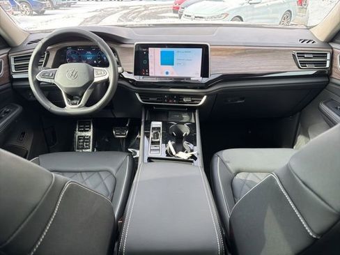 New 2026 Volkswagen Atlas SEL Premium R-Line image 2