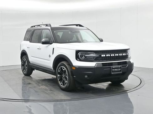 New 2025 Ford Bronco Sport Outer Banks image 38
