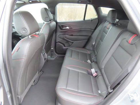 New 2026 Chevrolet Trax RS w/ Sunroof Package FWD image 23