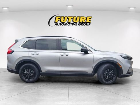 Used 2023 Honda CR-V Sport image 3