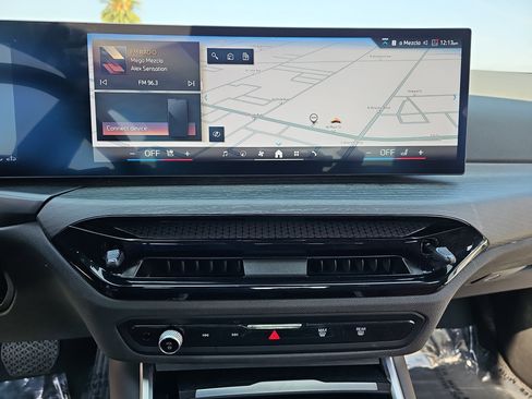 Used 2025 BMW 330i xDrive Sedan w/ Convenience Package image 19