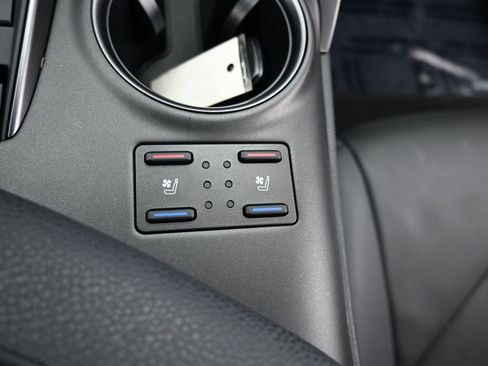 Used 2024 Toyota Camry XSE w/ Navigation Package image 30