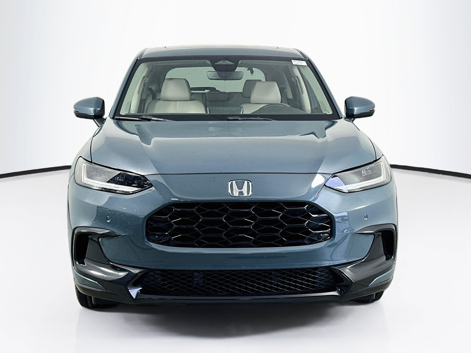 Used 2024 Honda HR-V EX-L image 2