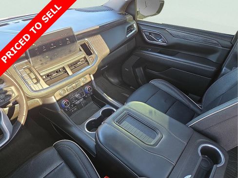 Used 2023 GMC Yukon SLT image 13