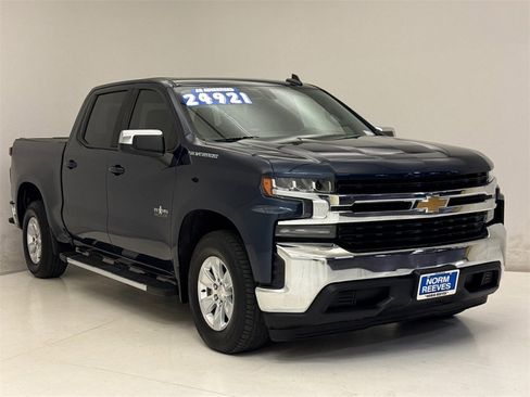 Used 2020 Chevrolet Silverado 1500 LT w/ Texas Edition image 4