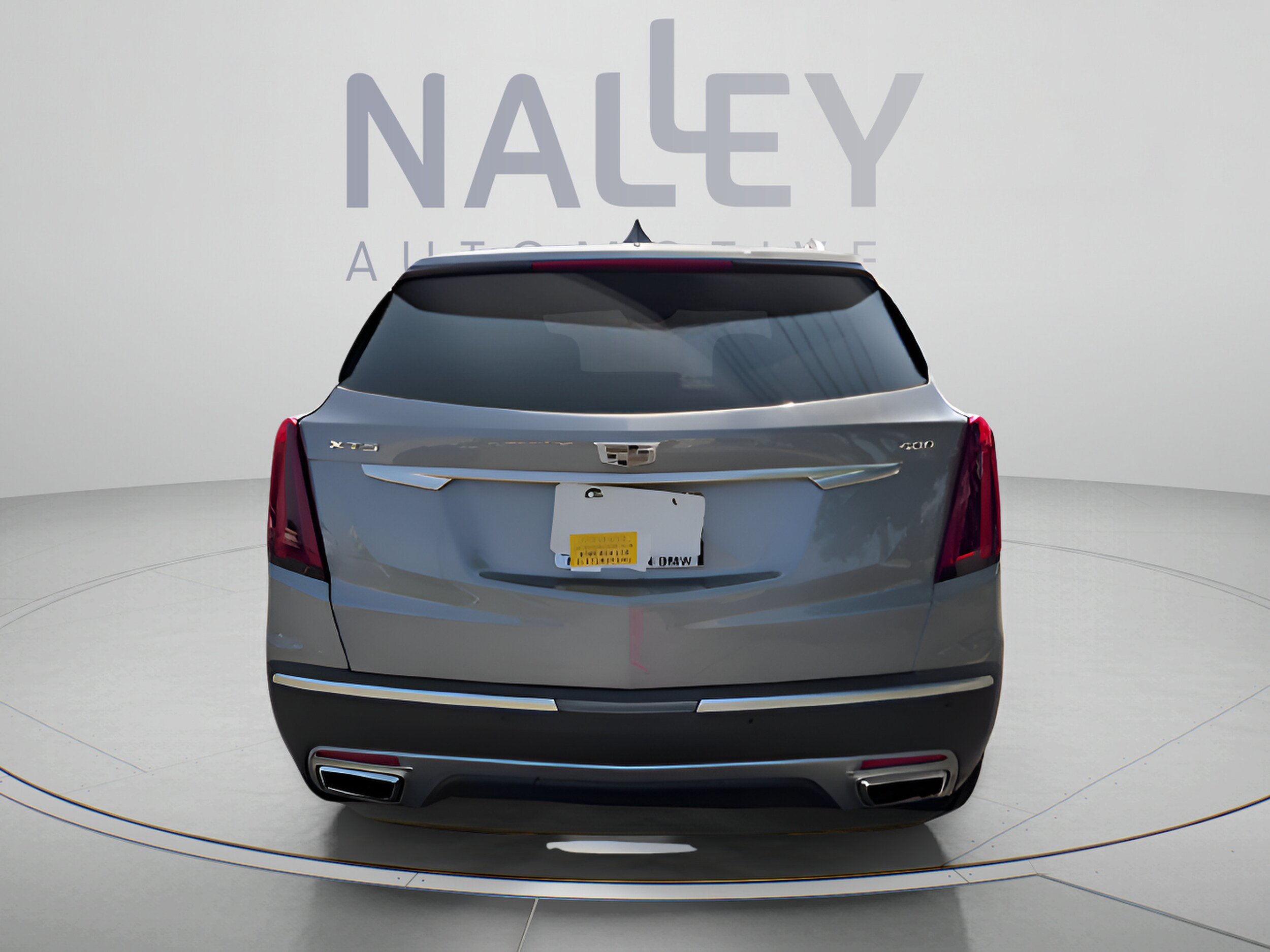 Used 2023 Cadillac XT5 Premium Luxury FWD image 4