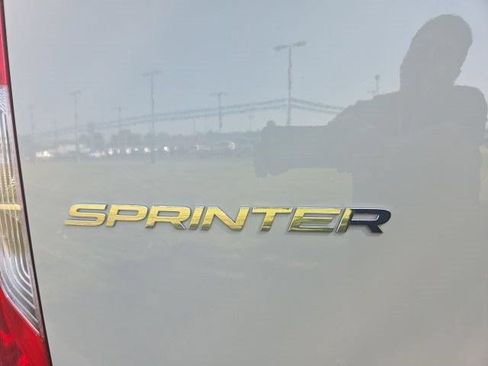 Used 2022 Mercedes-Benz Sprinter 2500 image 71