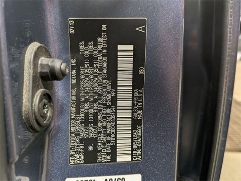 Used 2013 Toyota Sienna XLE image 31