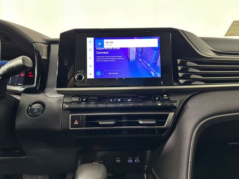 Used 2025 Toyota Camry LE image 23