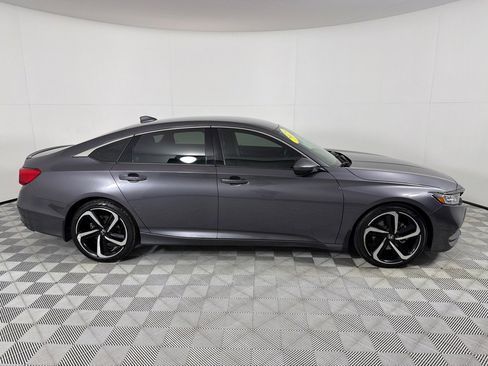 Used 2019 Honda Accord Sport image 4