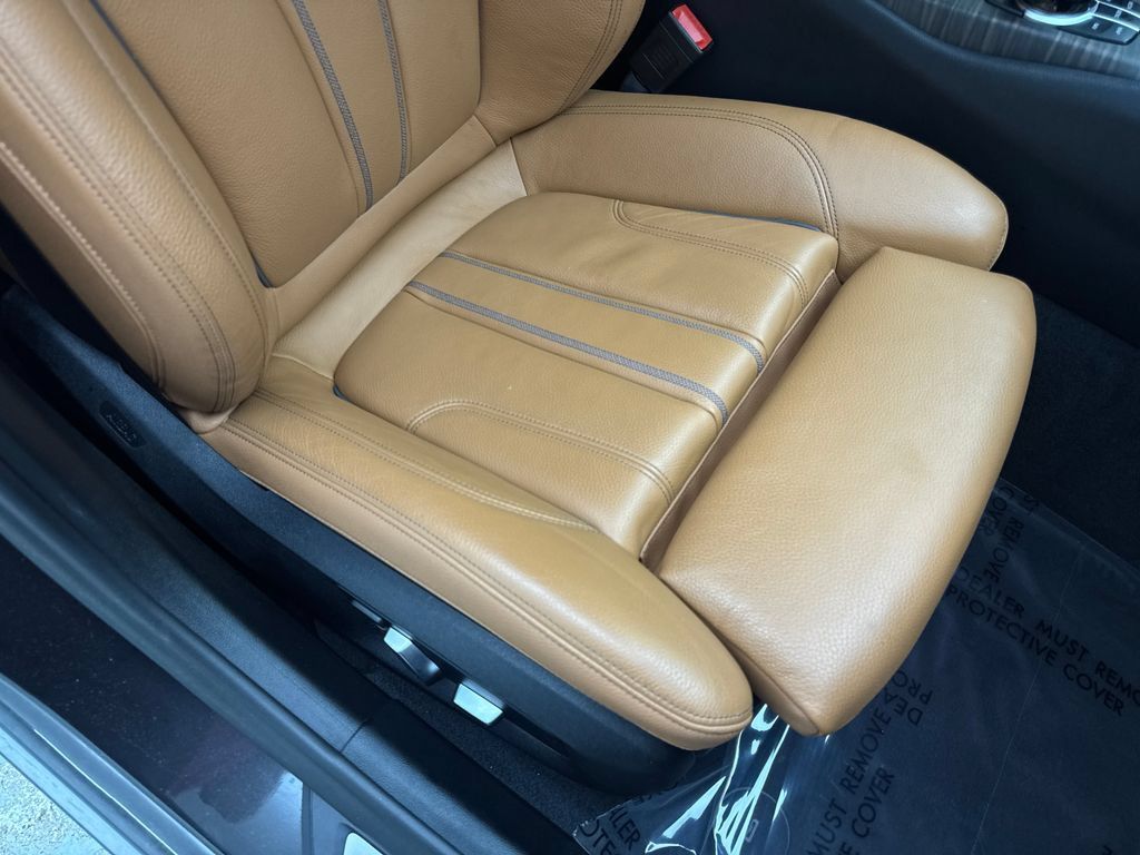 Used 2022 BMW 540i w/ Executive Package RWD image 47
