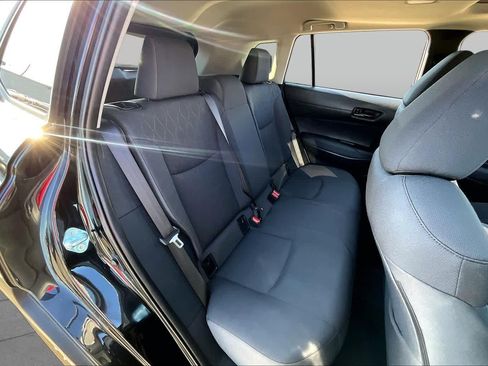 Used 2023 Toyota Corolla Cross LE w/ Moonroof Package FWD image 20