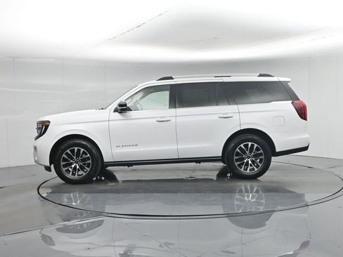 Used 2025 Ford Expedition Platinum AWD/4WD image 33