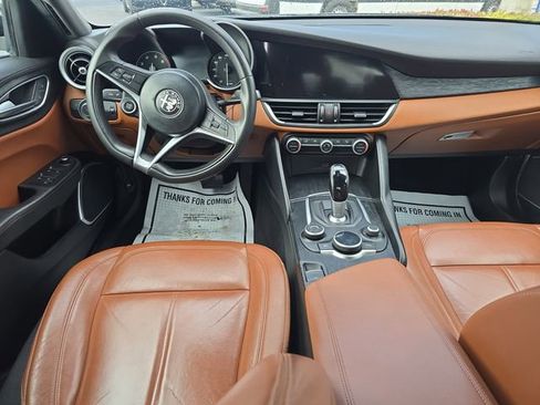 Used 2019 Alfa Romeo Giulia w/ Quick Order Package 22K Sport image 13