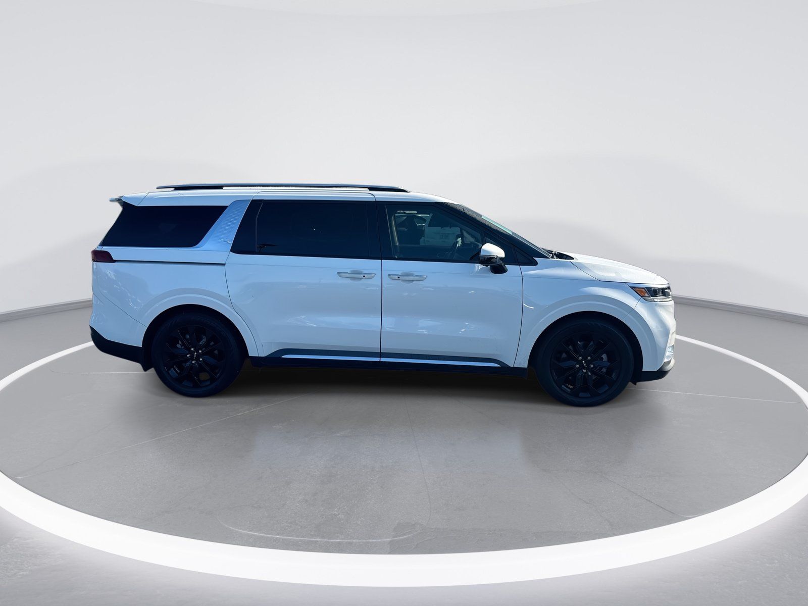 Used 2022 Kia Carnival SX w/ Paint Protection Package FWD image 10
