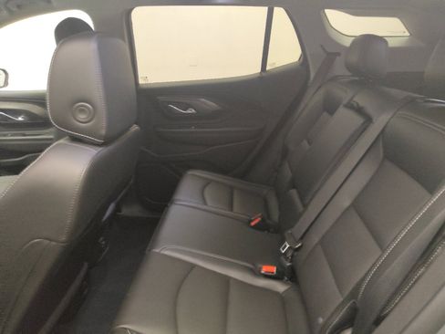 Used 2023 GMC Terrain SLT FWD image 18