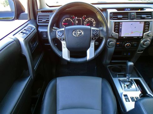 Used 2023 Toyota 4Runner SR5 Premium w/ Moonroof Package RWD image 24