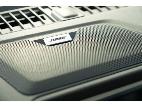 New 2026 GMC Canyon Denali image 32