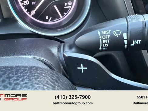 Used 2018 Toyota Camry SE image 36