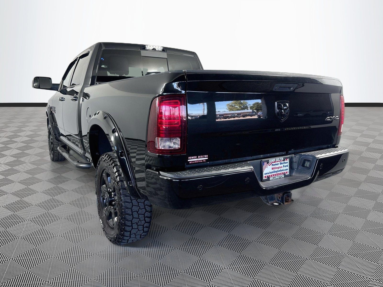 Used 2017 RAM 2500 Laramie w/ Sport Appearance Group AWD/4WD image 5