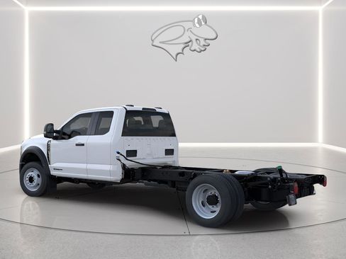 New 2026 Ford F450 XL image 4
