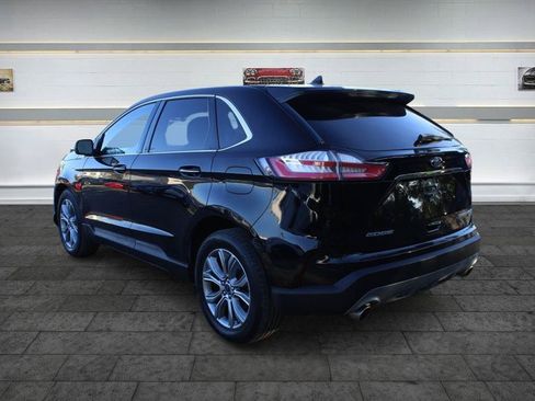 Used 2019 Ford Edge Titanium w/ Equipment Group 301A FWD image 5