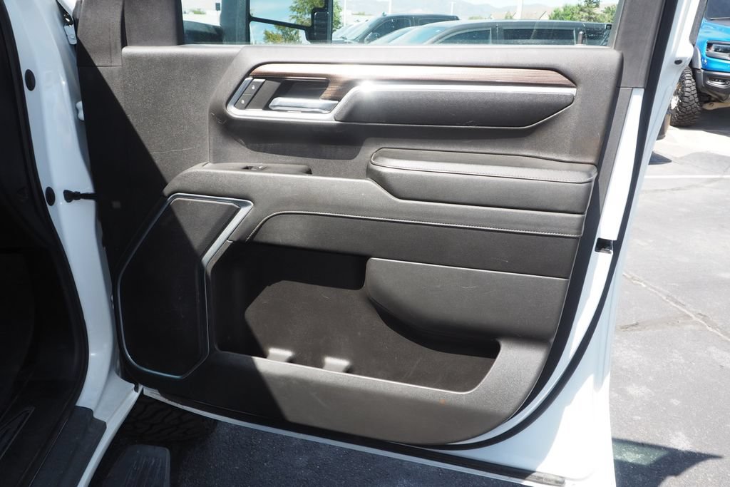 Used 2024 Chevrolet Silverado 2500 LT AWD/4WD image 22