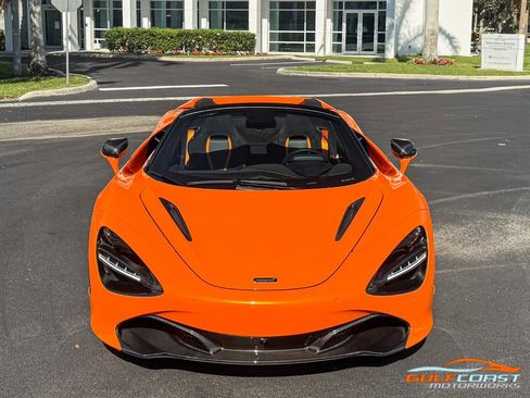 Used 2022 McLaren 720S Spider image 7