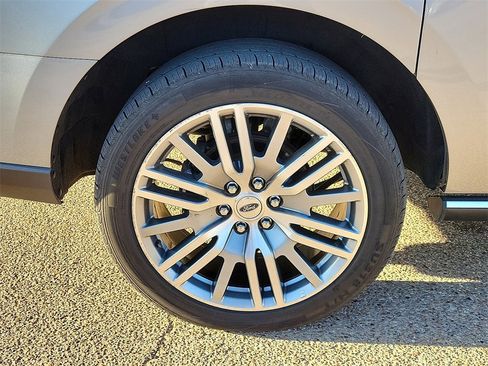 Used 2023 Ford Expedition Max Limited image 14