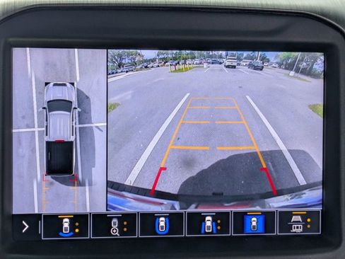 Used 2023 GMC Sierra 2500 Denali w/ Denali Black Diamond Edition image 13