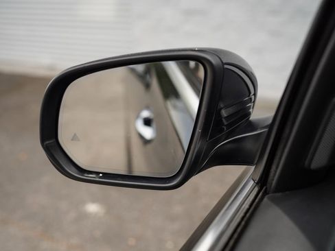 Used 2023 Mercedes-Benz GLS 450 4MATIC image 35