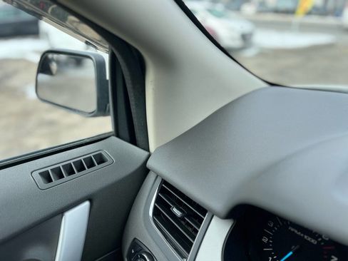 Used 2013 Ford Edge SEL image 24