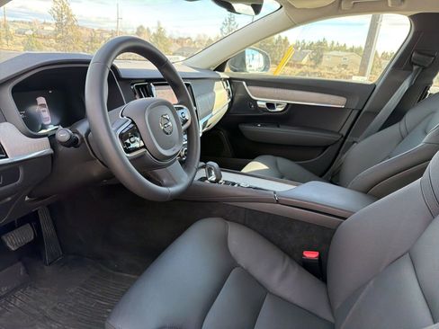 Certified 2025 Volvo S90 B6 Plus w/ Protection Package Premier image 14