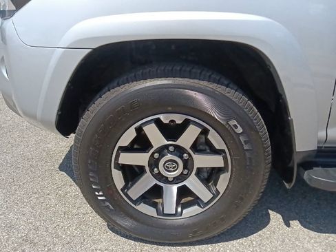 Used 2024 Toyota 4Runner TRD Off-Road AWD/4WD image 10