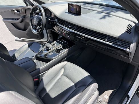 Used 2017 Audi Q7 2.0T Premium AWD/4WD image 34