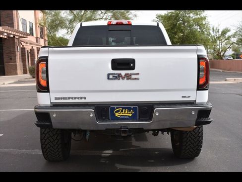 Used 2018 GMC Sierra 1500 SLT AWD/4WD image 10