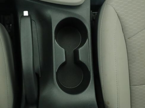 Used 2019 Hyundai Elantra SEL image 25