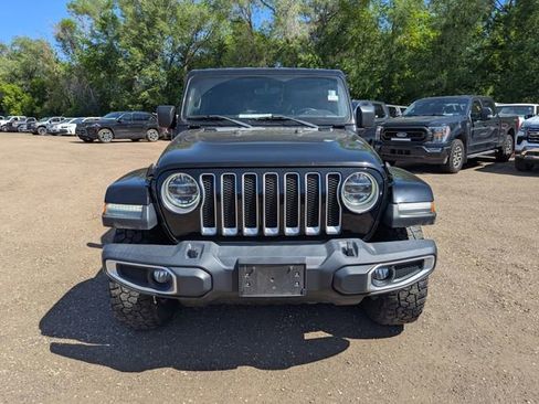 Used 2018 Jeep Wrangler Unlimited Sahara w/ Uconnect 4C Nav & Sound Group AWD/4WD image 4