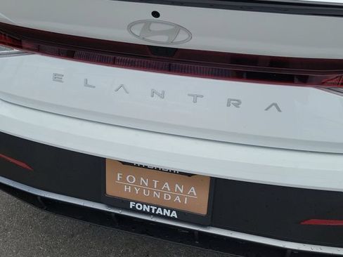 New 2026 Hyundai Elantra SEL Sport FWD image 30
