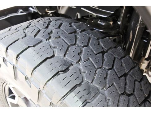 Used 2023 Jeep Gladiator Rubicon w/ LED Lighting Group image 30