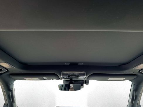 New 2026 Lexus LX 700h Luxury image 18