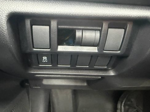 Used 2022 Subaru Impreza 2.0i AWD/4WD image 25