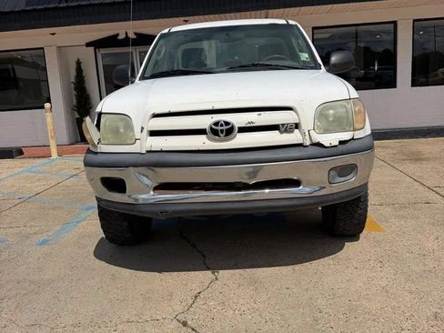Used 2005 Toyota Tundra W/T AWD/4WD image 2