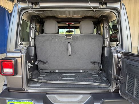 Used 2021 Jeep Wrangler Rubicon AWD/4WD image 23