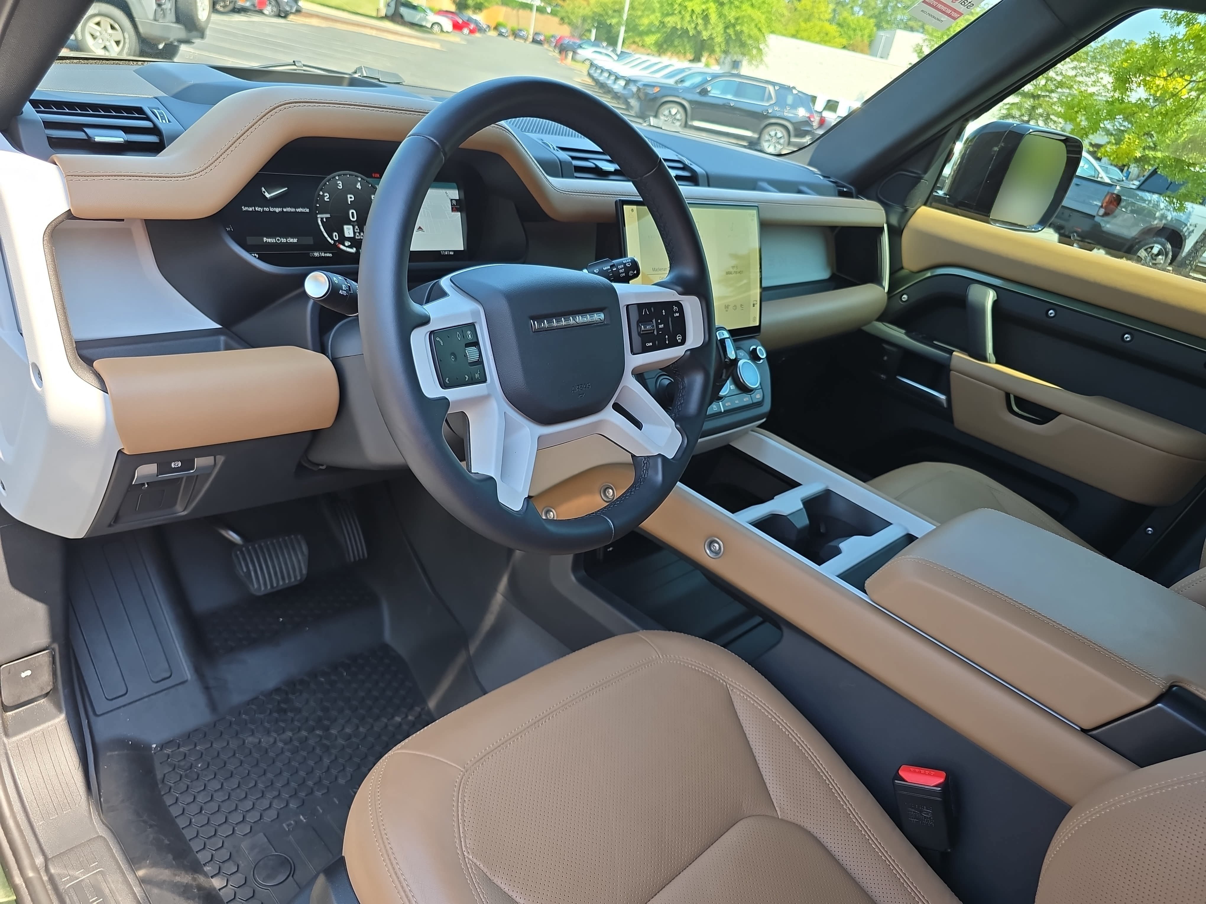 Certified 2026 Land Rover Defender 130 X-Dynamic SE AWD/4WD image 16