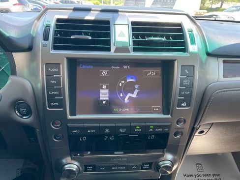 Used 2016 Lexus GX 460 w/ Premium Package AWD/4WD image 13