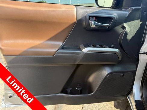 Used 2023 Toyota Tacoma Limited image 19