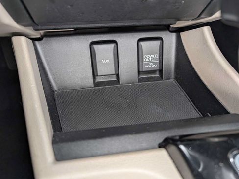 Used 2013 Honda Civic EX-L image 29